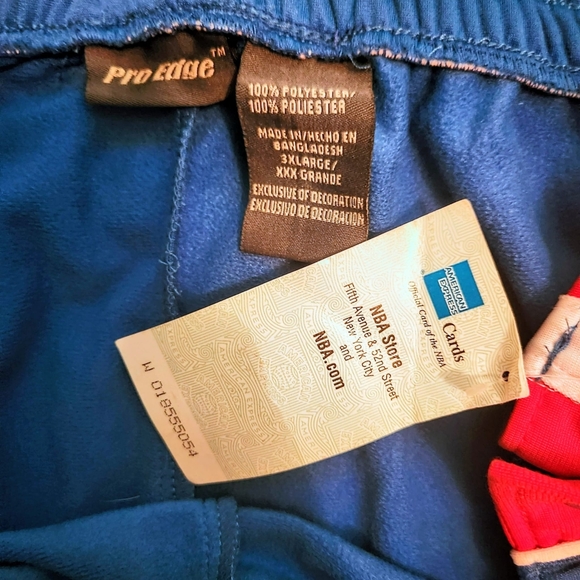 DETROIT PISTONS TERAWAYS PRO EDGE NBA STORE NWT - Picture 4 of 4